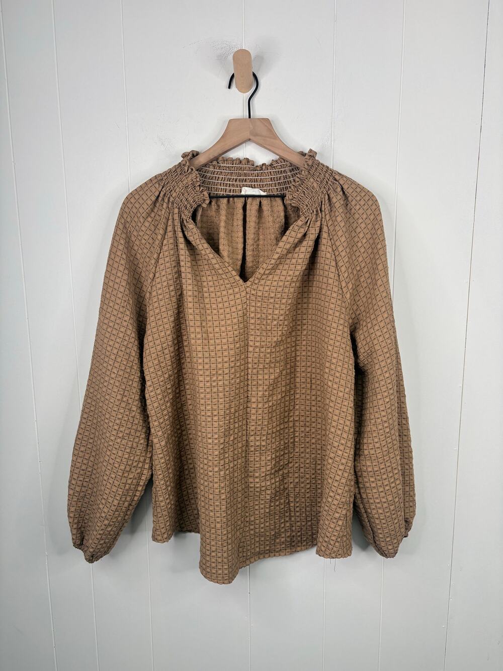 Bucketlist Tan Balloon Sleeve Peasant Top Small Textured Smocked Oversized Boho